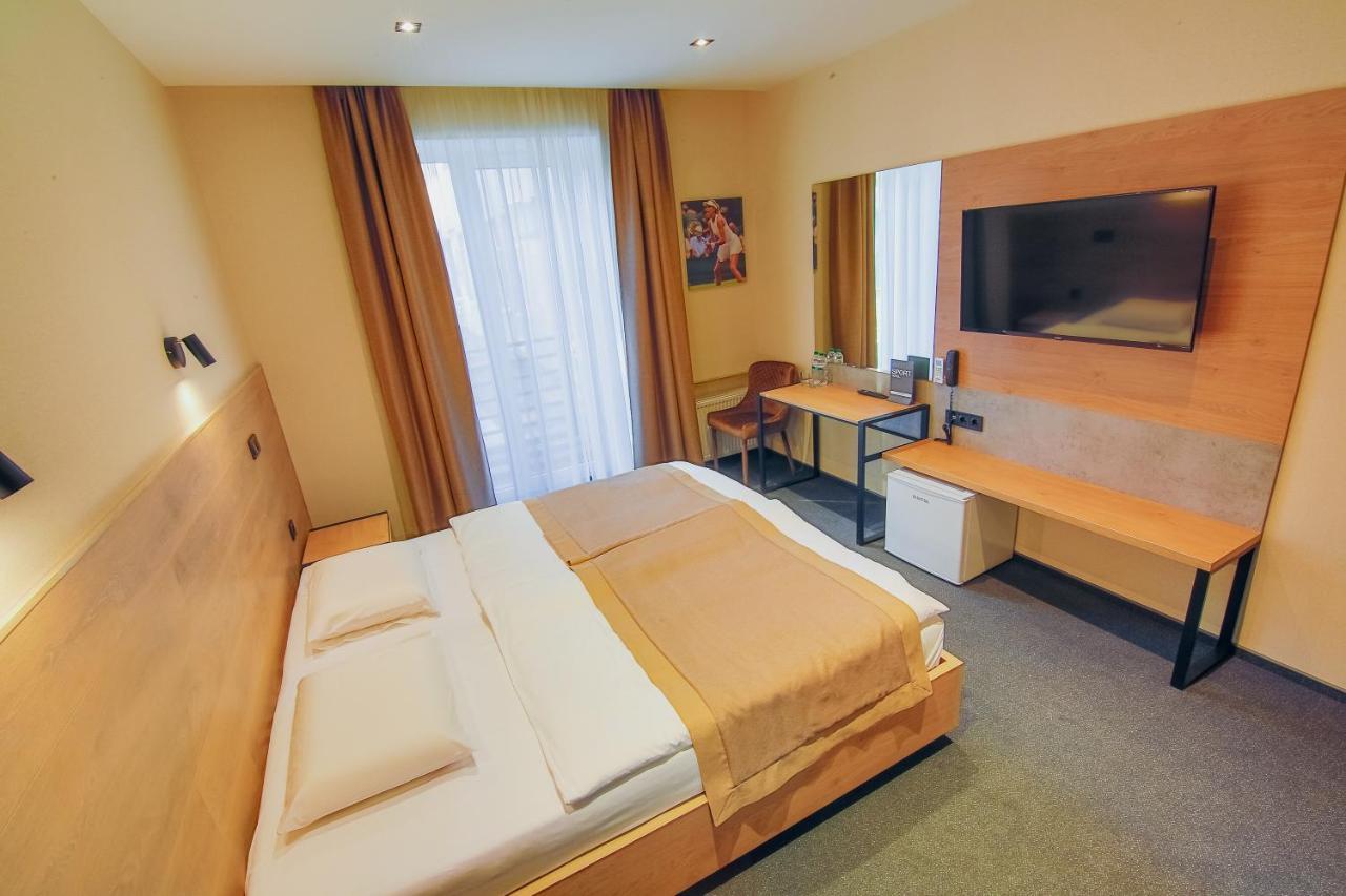 Sport Hotel 1 Cherkasy Exterior photo