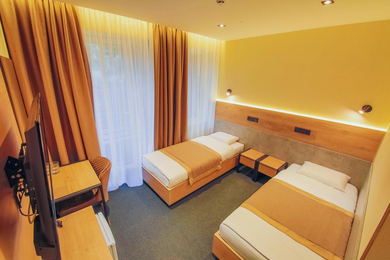 Sport Hotel 1 Cherkasy Exterior photo